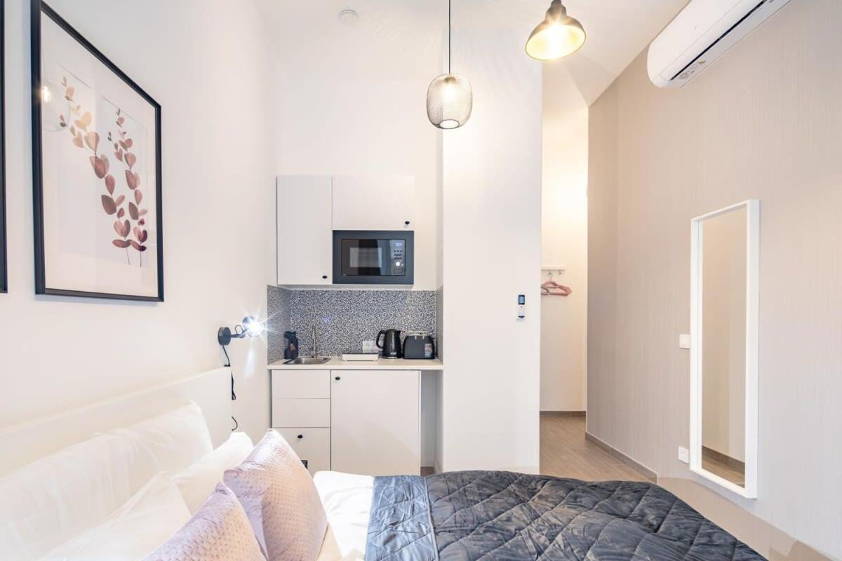 Extra Central - Mini Modern Studio Budapest Esterno foto